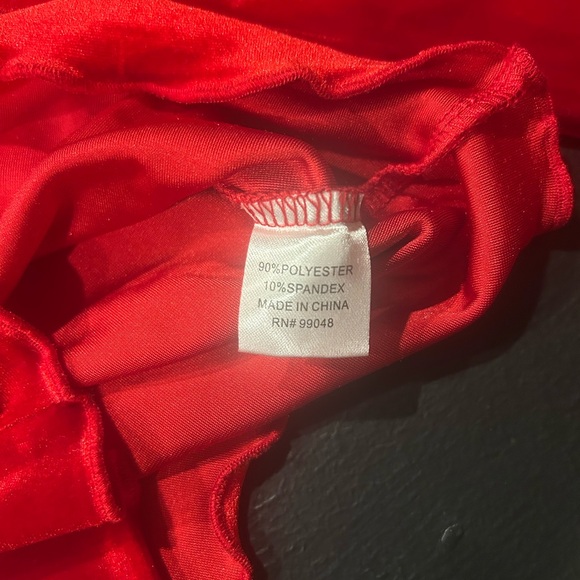 Girl’s Size 4 Stretchy Red Velvet Christmas Tree Shirt & Pants. - Picture 8 of 9